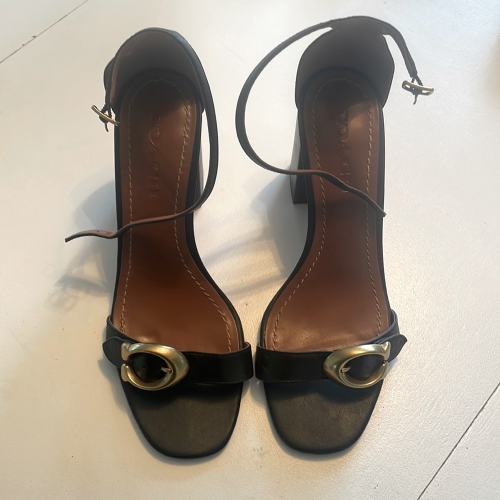 authentic coach shoes size 9